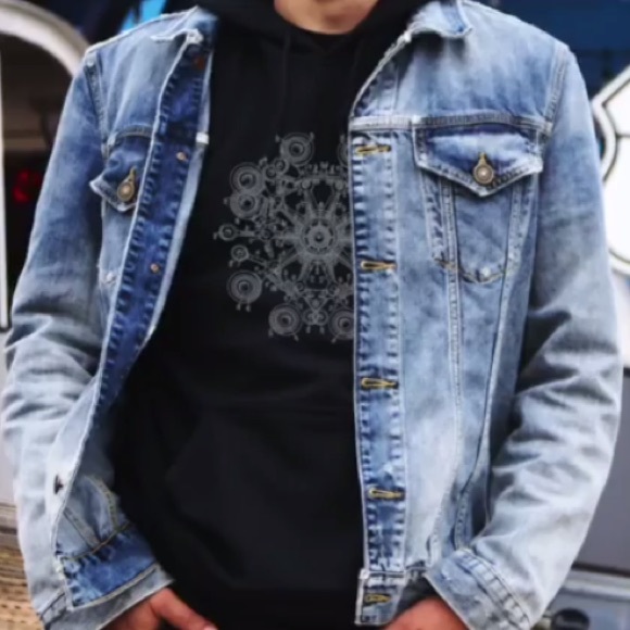 Meet your Posher, J - Picture 2 of 3